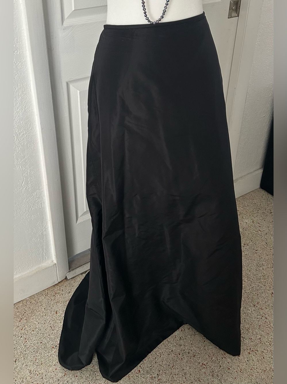 Carmen Marc Valvo Black Silk Maxi Skirt